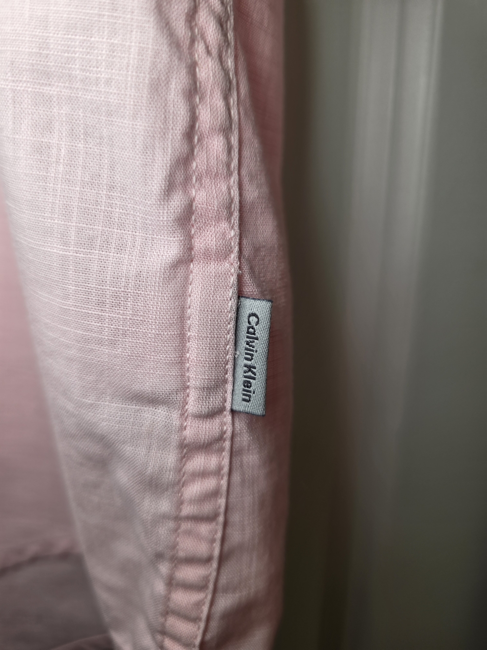 Calvin Klein Light Pink Short-Sleeve Button-Down Shirt - Picture 4 of 5